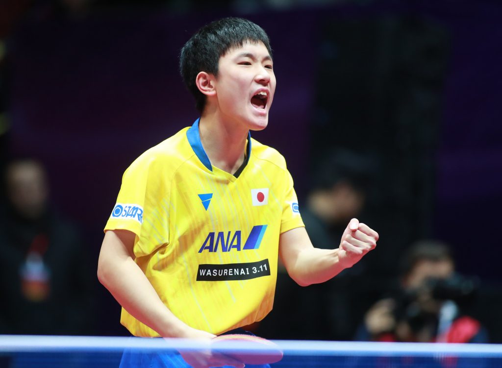 張本智和が丹羽孝希との激闘を制してベスト4入り 準決勝は馬龍 2019男子ワールドカップ 卓球
