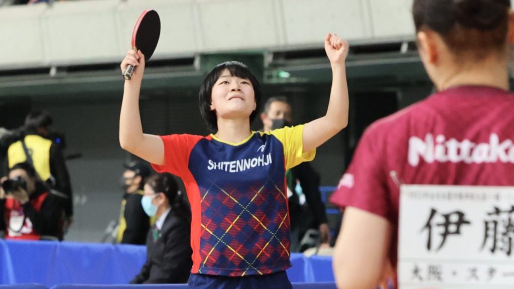 高3の横井咲桜が森さくらと伊藤美誠を撃破し8強入り 男女複は4強出揃う 2023卓球全日本